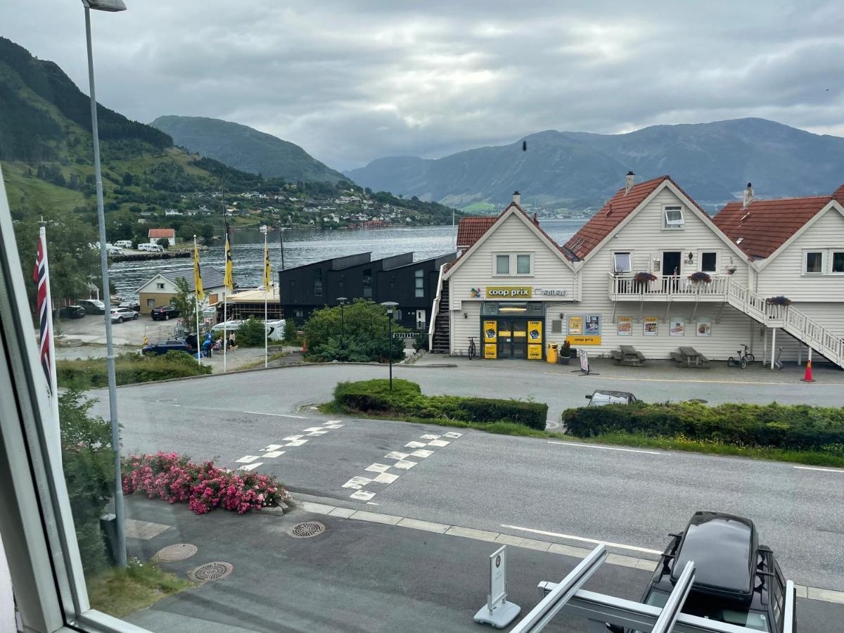 Gjoa Motell Rosendal Exterior foto