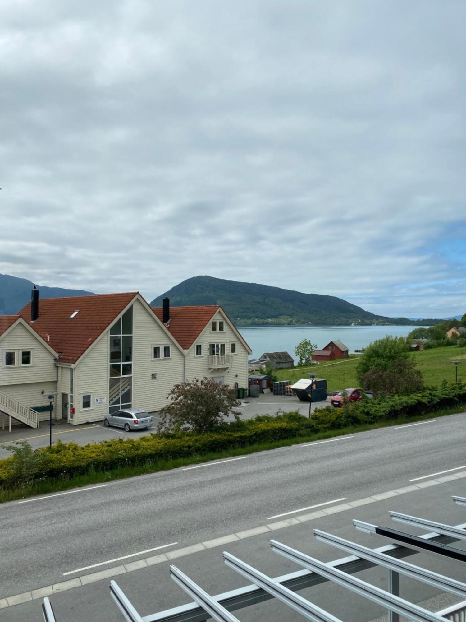 Gjoa Motell Rosendal Exterior foto